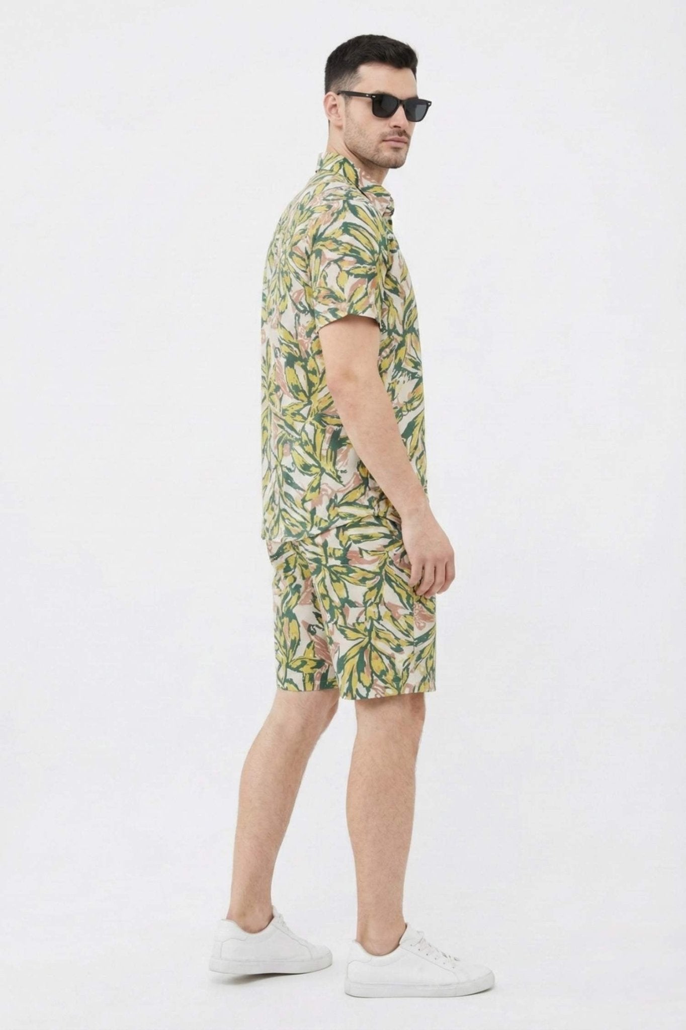 Green Floral Co - Ord Set – Stylish Printed Summer Wear - KakahuGreen Floral Co - Ord Set – Stylish Printed Summer WearKakahuKakahu