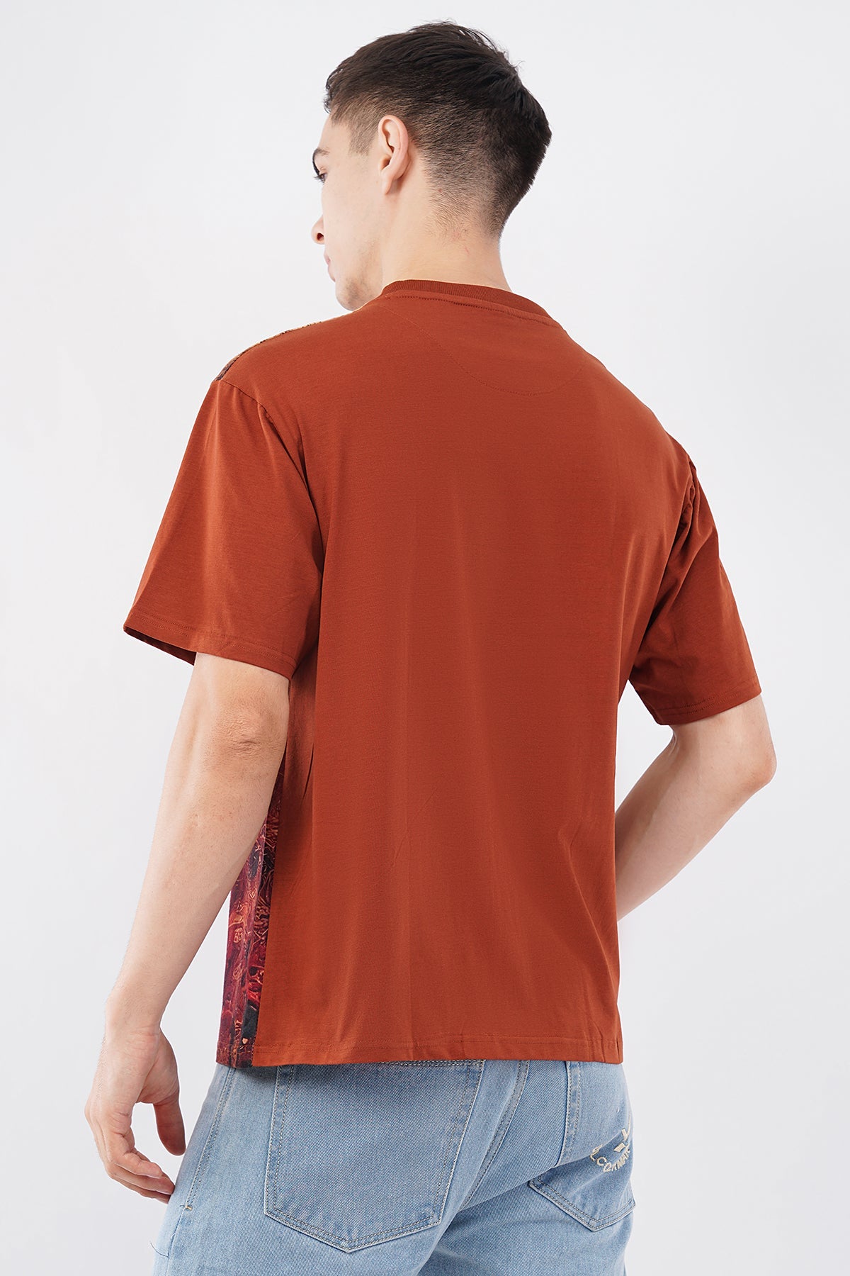 Ivory Fire DTG Printed Organic Flex T-Shirt – Sustainable Style - KakahuIvory Fire DTG Printed Organic Flex T-Shirt – Sustainable StyleKakahuKakahu