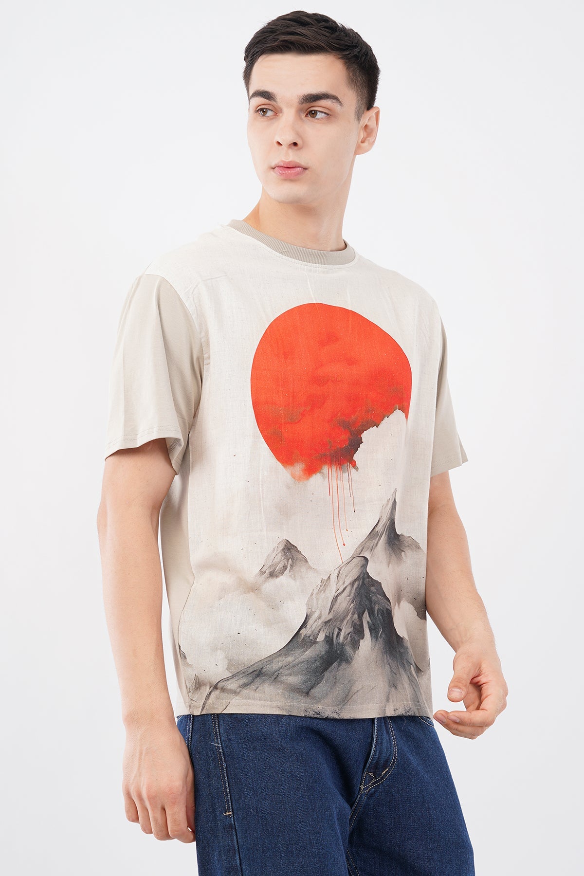Off - White Sun DTG Printed Organic Flex T-Shirt – Eco - Friendly Streetwear - KakahuOff - White Sun DTG Printed Organic Flex T-Shirt – Eco - Friendly StreetwearKakahuKakahu