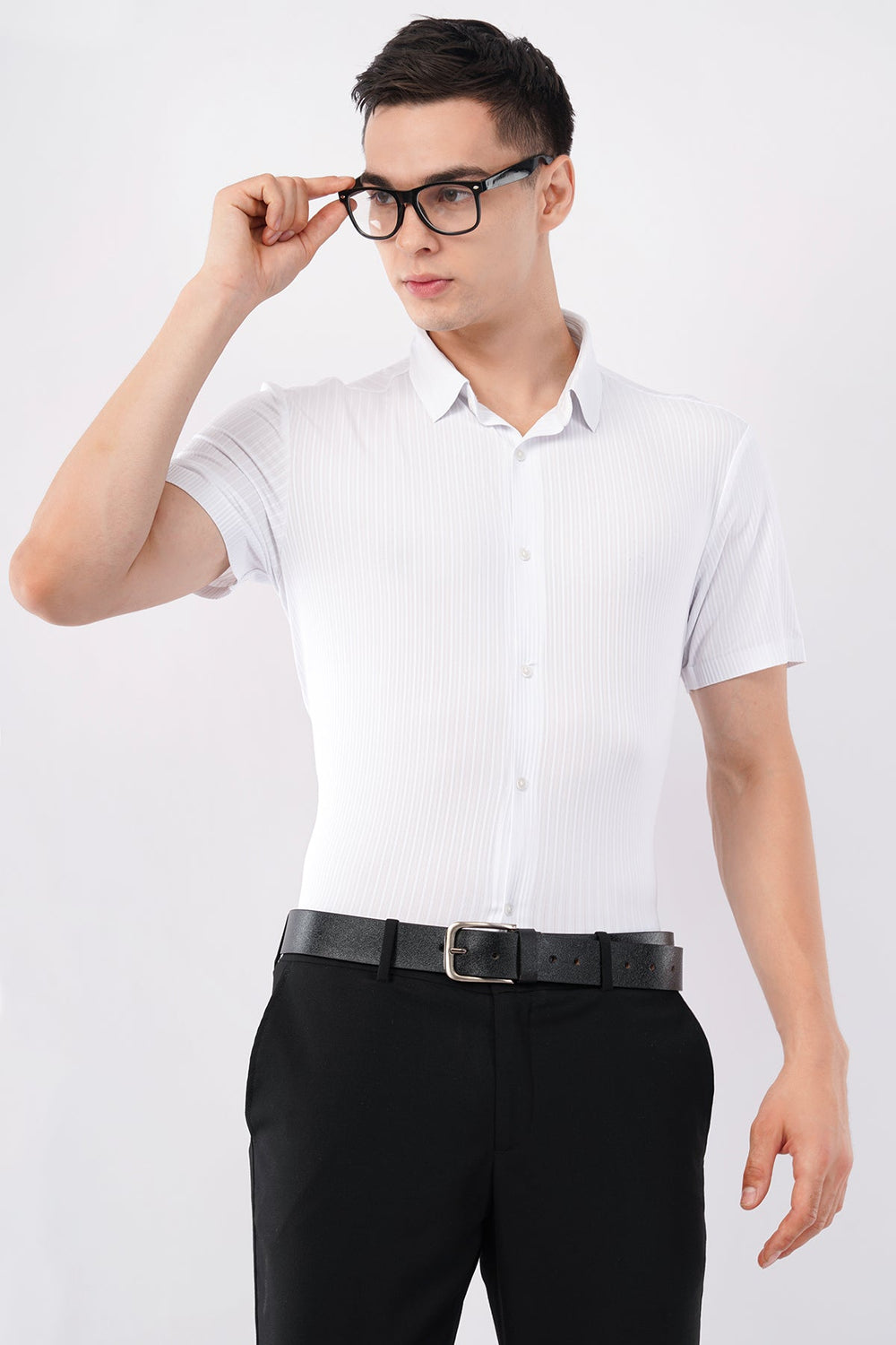 Stitchless Classic Off White Shirt – Seamless Modern Wear - KakahuStitchless Classic Off White Shirt – Seamless Modern WearKakahuKakahu