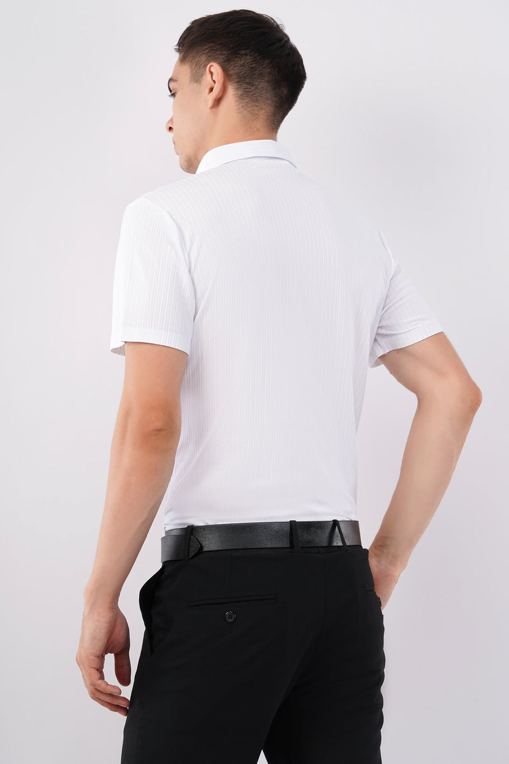 Stitchless Classic Off White Shirt – Seamless Modern Wear - KakahuStitchless Classic Off White Shirt – Seamless Modern WearKakahuKakahu