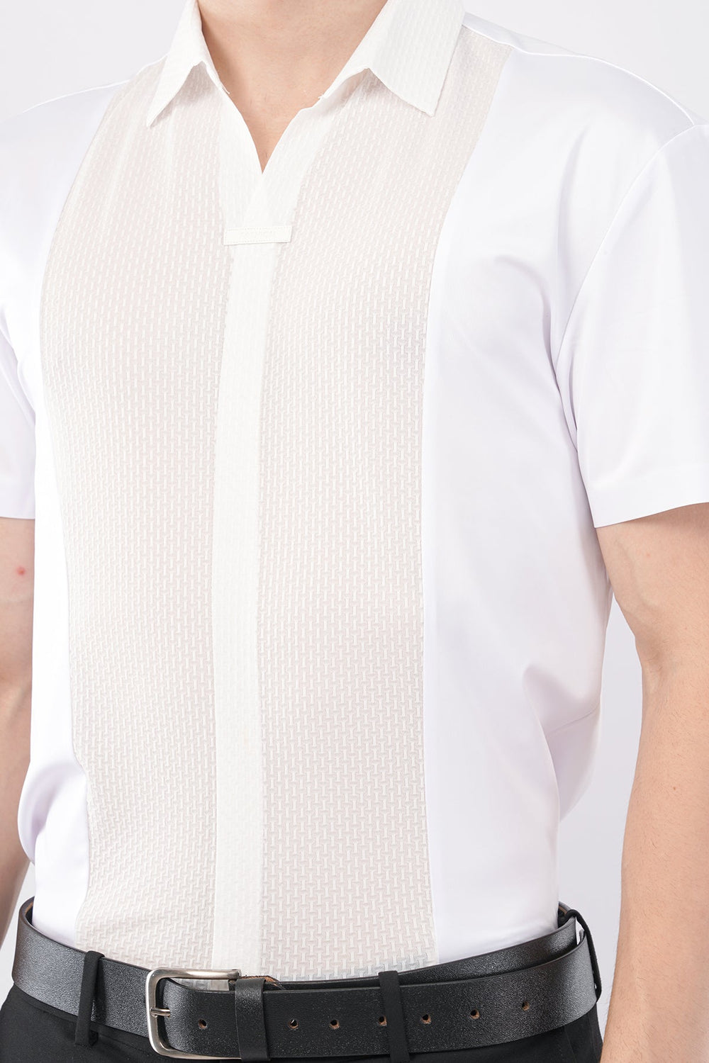 Stitchless Ivory Crest– Seamless Premium Shirt - KakahuStitchless Ivory Crest– Seamless Premium ShirtKakahuKakahu