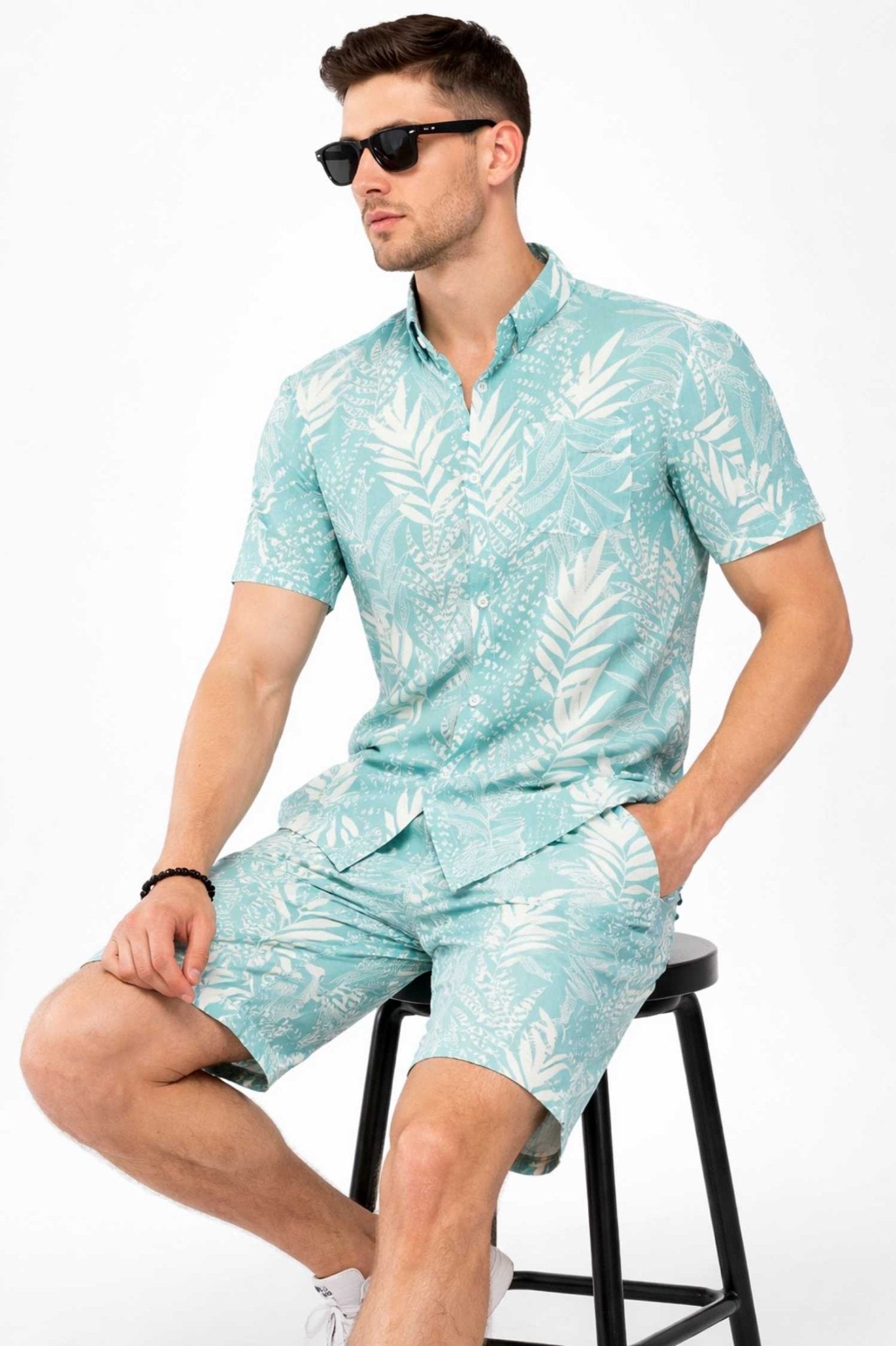 Turquoise Leaf Printed Co - Ord Set – Trendy Casual Wear - KakahuTurquoise Leaf Printed Co - Ord Set – Trendy Casual WearKakahuKakahu