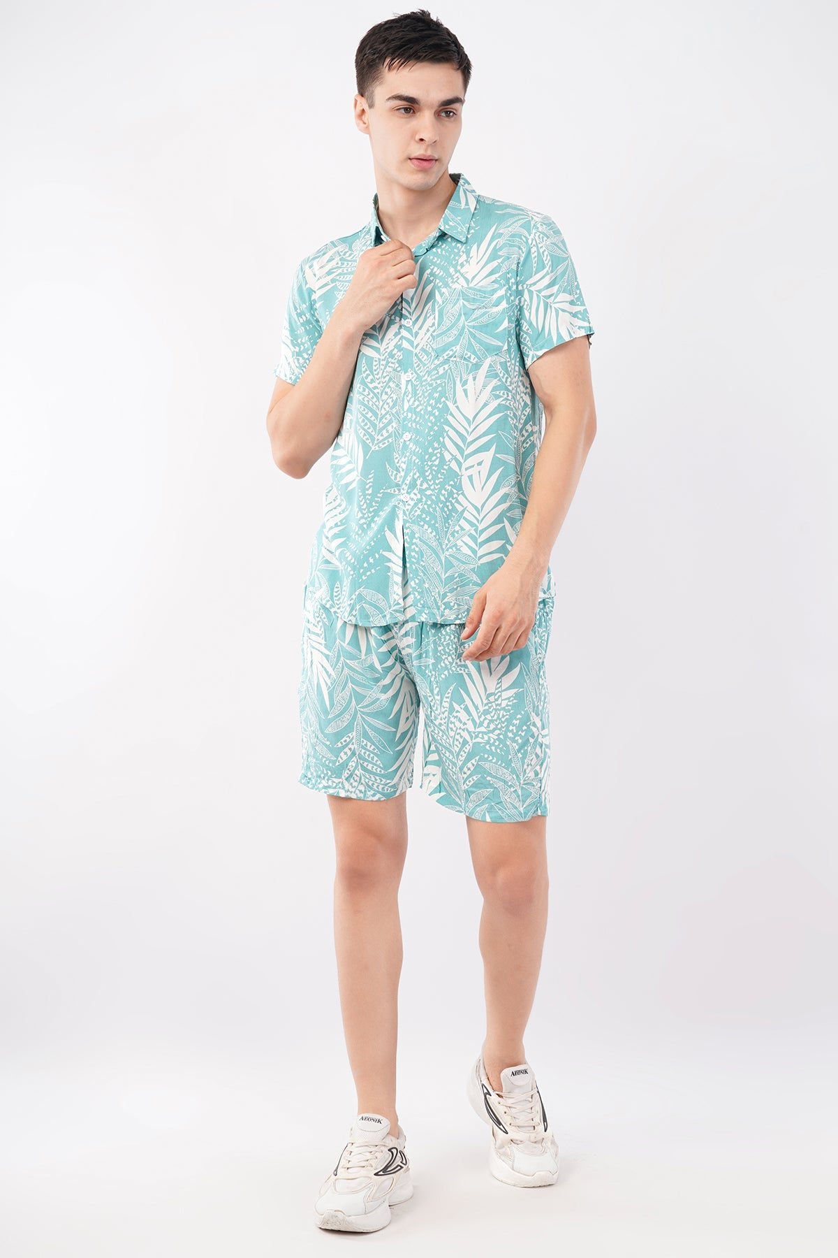 Turquoise Leaf Printed Co - Ord Set – Trendy Casual Wear - KakahuTurquoise Leaf Printed Co - Ord Set – Trendy Casual WearKakahuKakahu