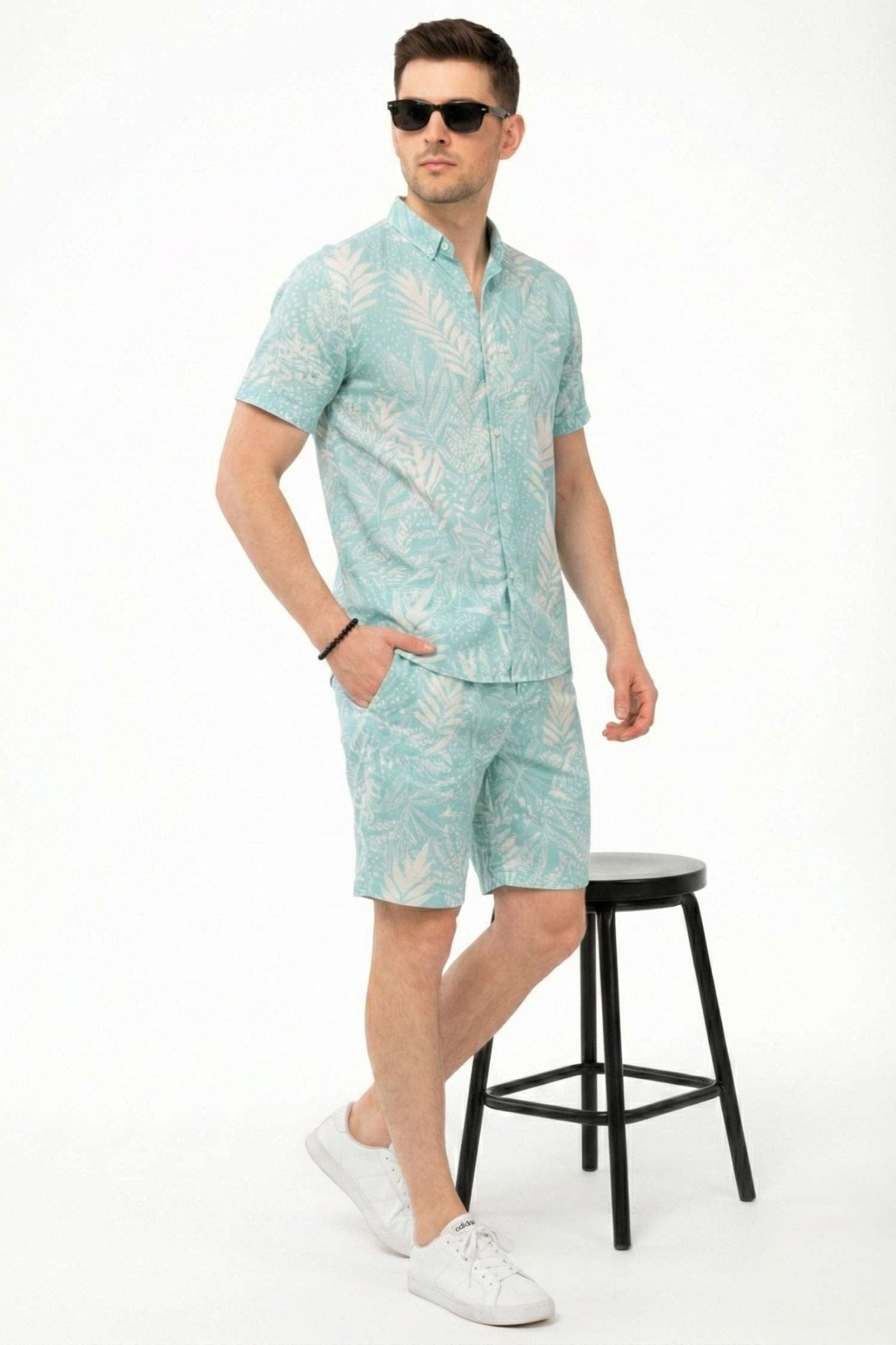 Turquoise Leaf Printed Co - Ord Set – Trendy Casual Wear - KakahuTurquoise Leaf Printed Co - Ord Set – Trendy Casual WearKakahuKakahu