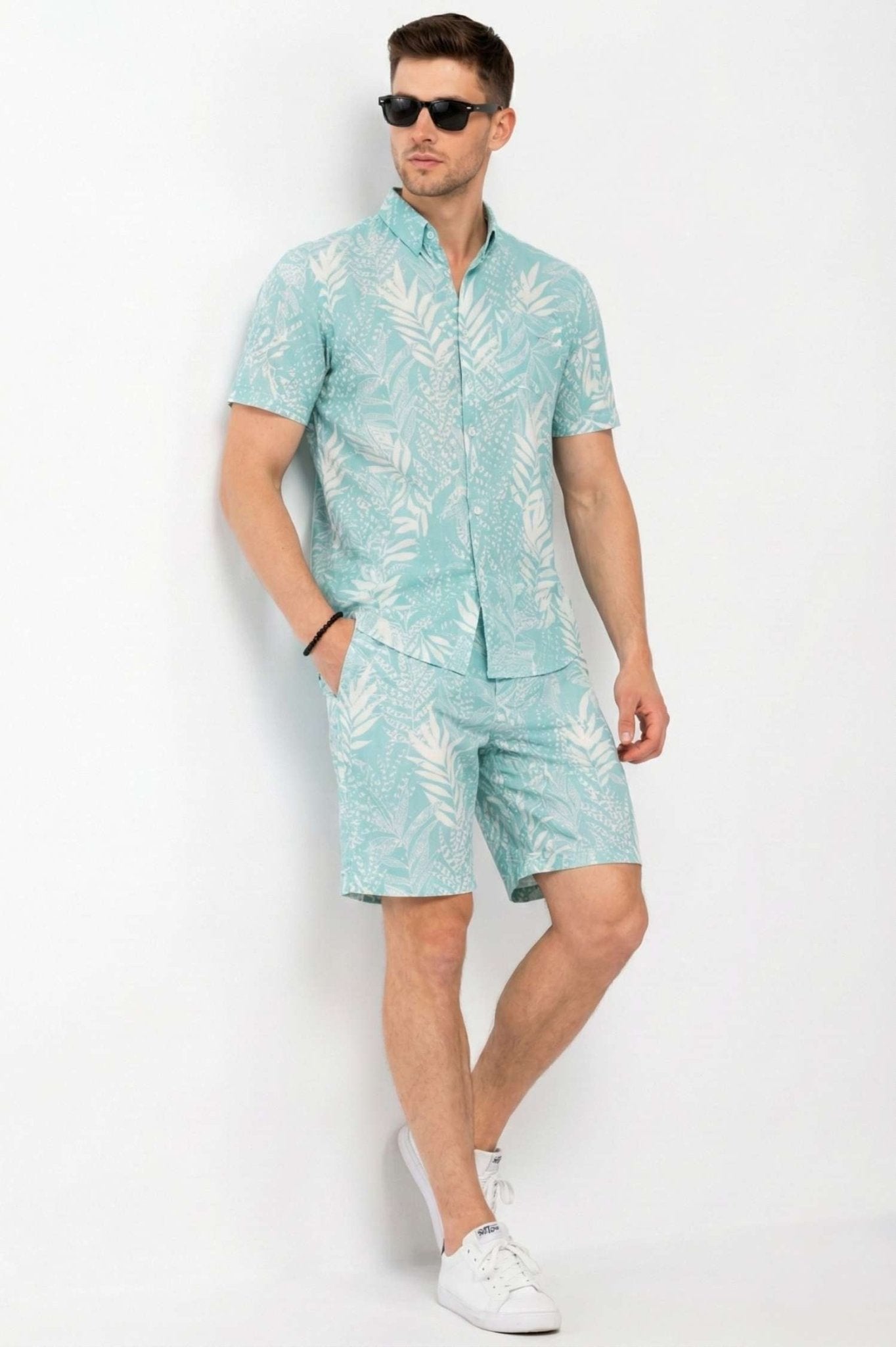 Turquoise Leaf Printed Co - Ord Set – Trendy Casual Wear - KakahuTurquoise Leaf Printed Co - Ord Set – Trendy Casual WearKakahuKakahu