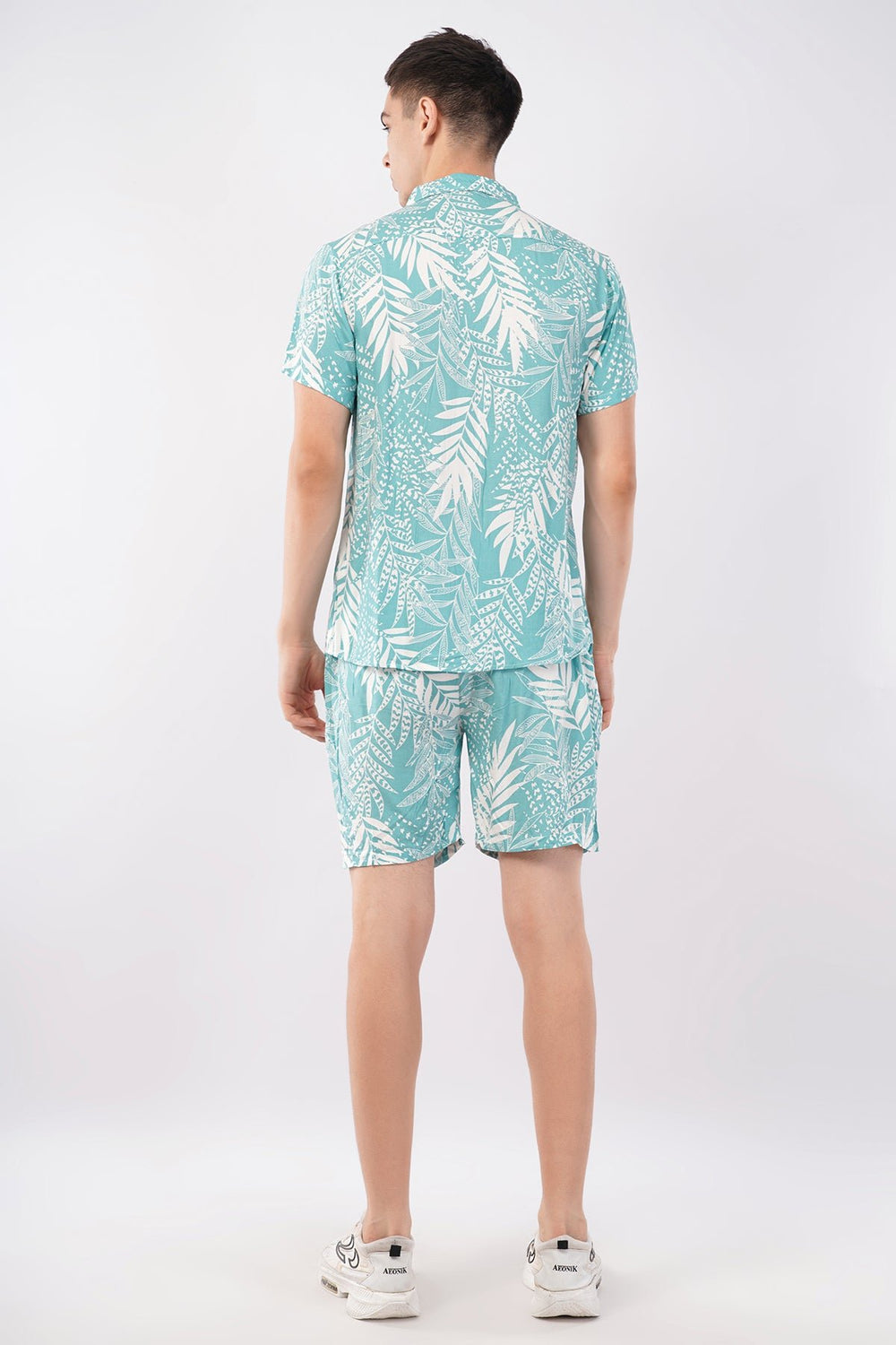 Turquoise Leaf Printed Co - Ord Set – Trendy Casual Wear - KakahuTurquoise Leaf Printed Co - Ord Set – Trendy Casual WearKakahuKakahu